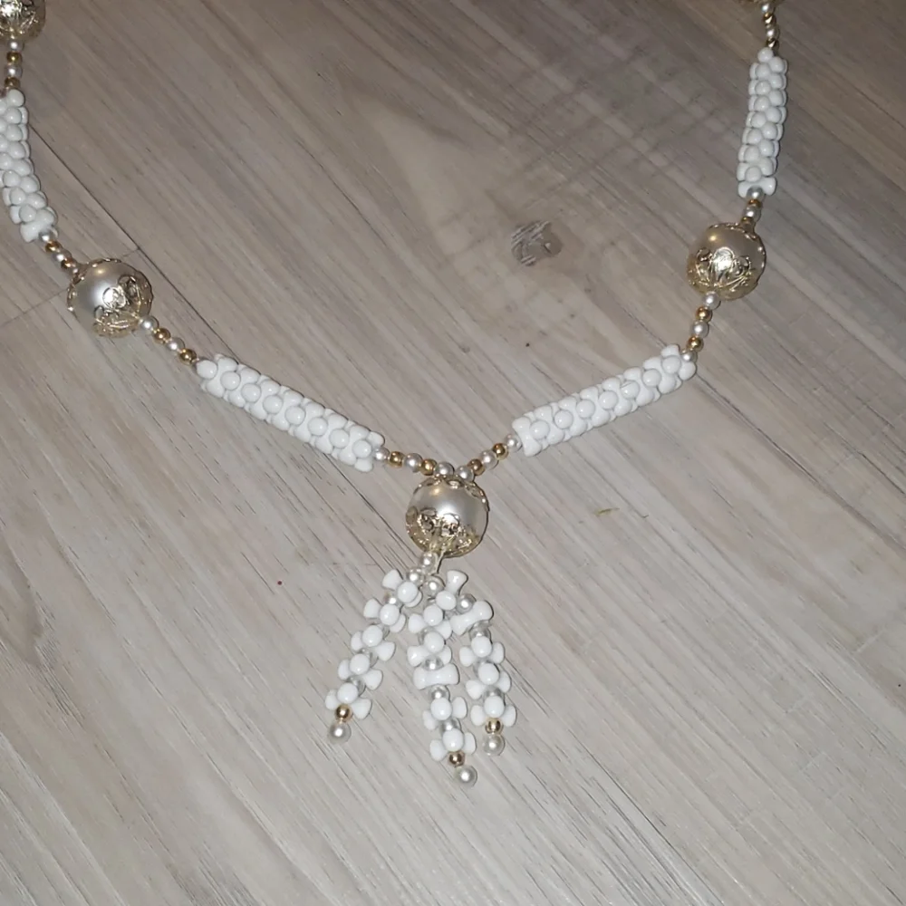 Vintage Beaded Tassel Necklace 16"‎ Drop - Picture 4 of 4